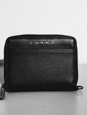 Tumi Black Trifold Zip-Around Wallet